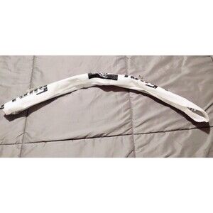 For Ford Windstar 1999-2003 Bumper Impact Strip Passenger Side Front Chrome NEW